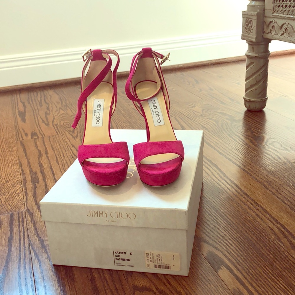 jimmy Choo Heel in raspberry size 7